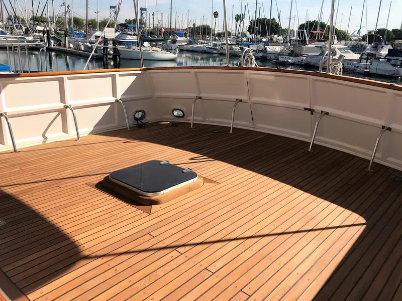 1982 Marine Trader AFT CABIN TRAWLER