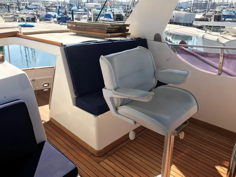 1982 Marine Trader AFT CABIN TRAWLER