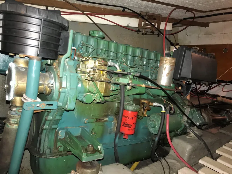 1982 Marine Trader AFT CABIN TRAWLER