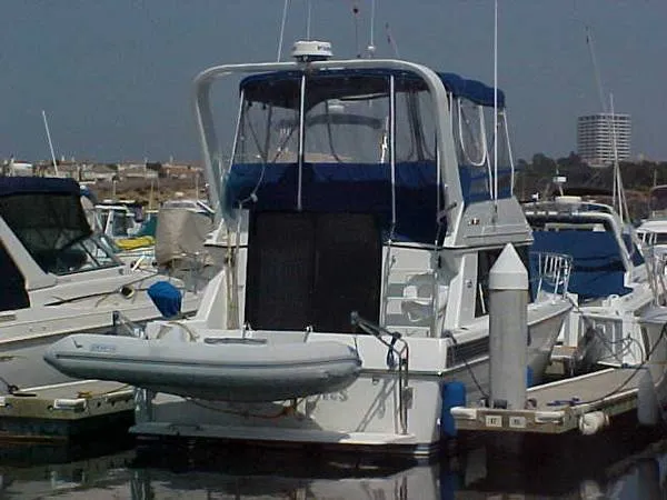 1991 Carver 28