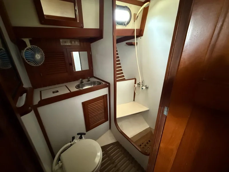 1982 Tayana 37