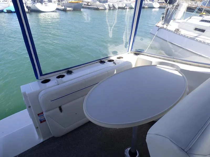 2008 Bayliner 285