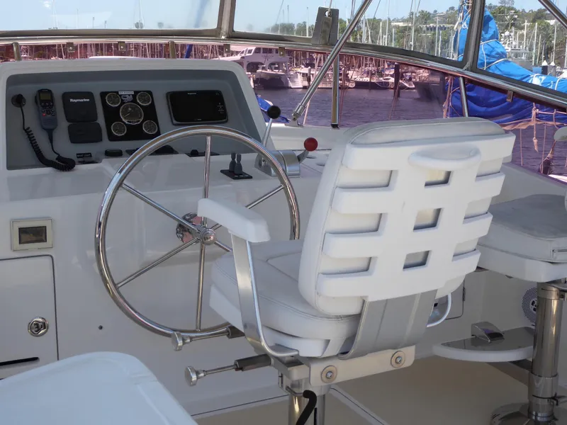 Flybridge helm