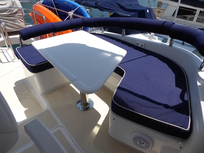 Flybridge seating 2