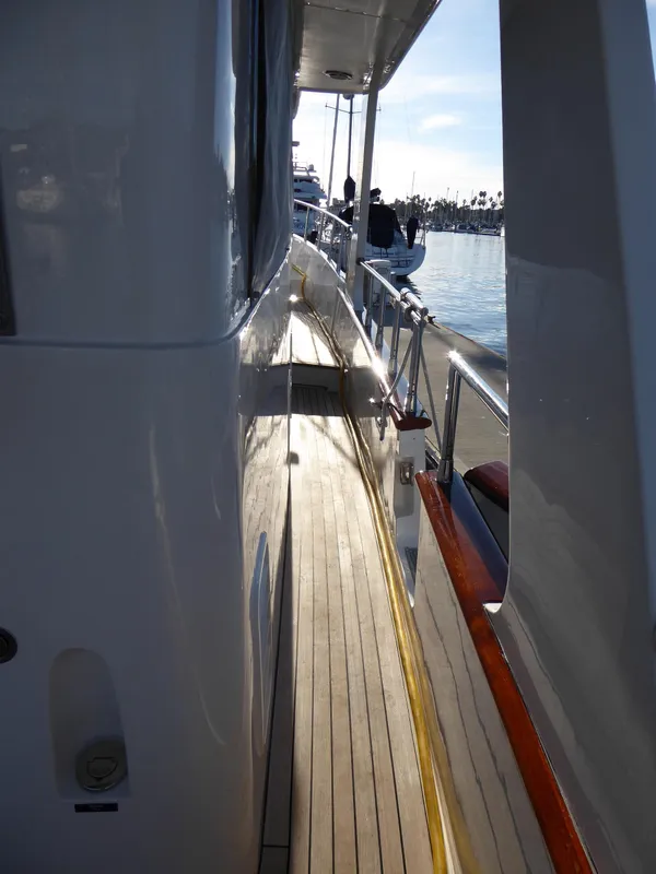 Walk around deck 2