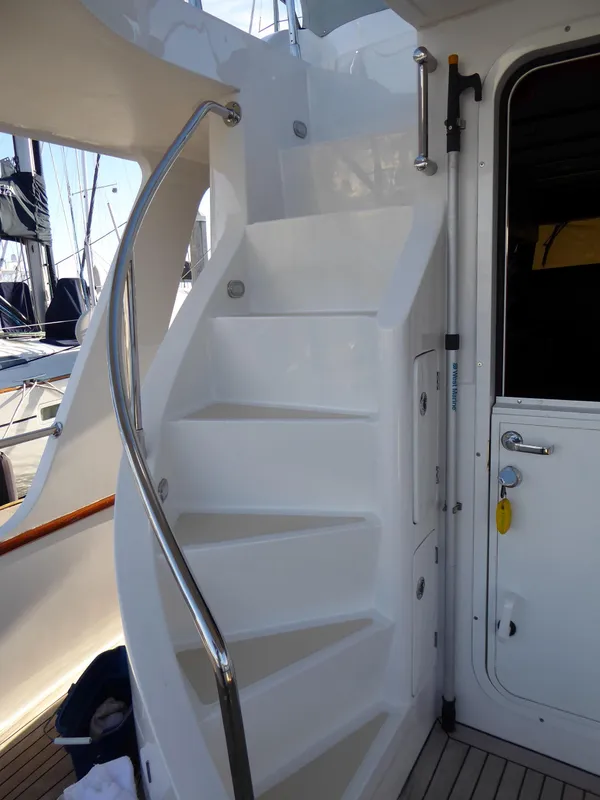 Stairs to flybridge