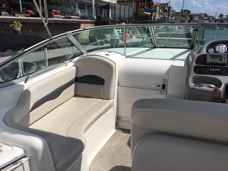 2004 Chaparral 310 Signature