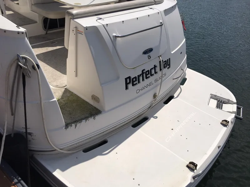 2004 Chaparral 310 Signature