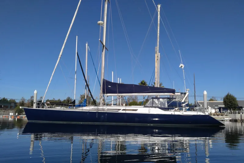 1985 MacGregor 65