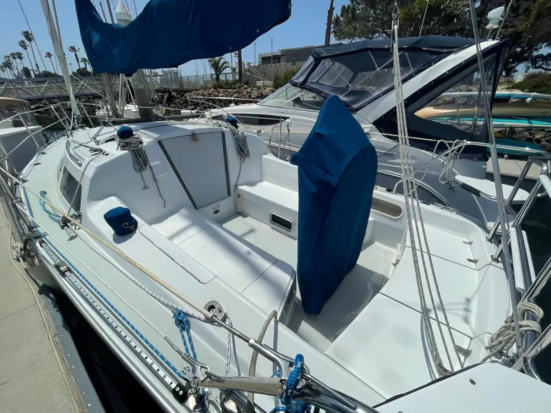 1996 Catalina 270