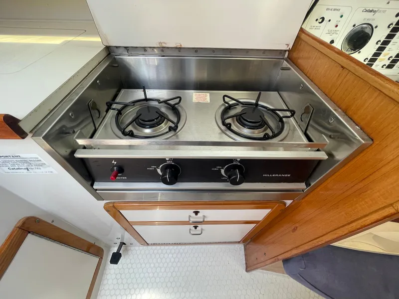 1996 Catalina 270