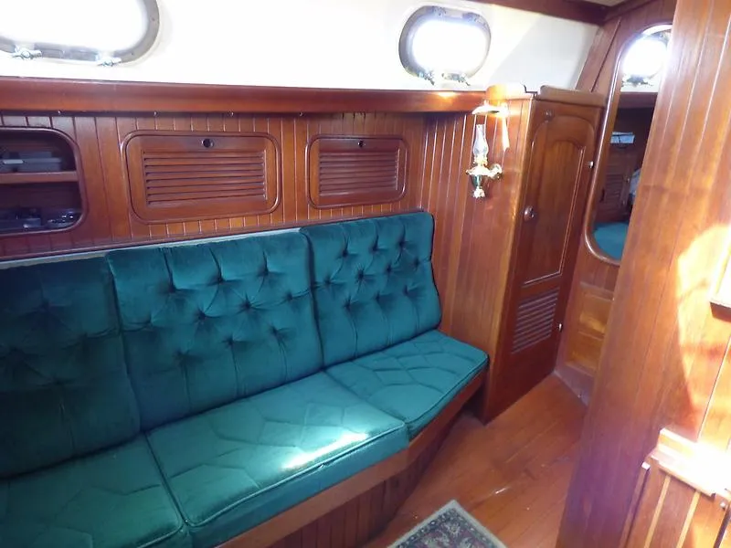 1982 Ta Shing Yachts Baba 30