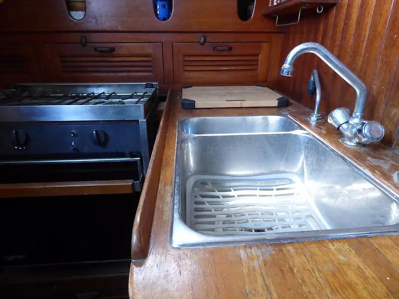 1982 Ta Shing Yachts Baba 30