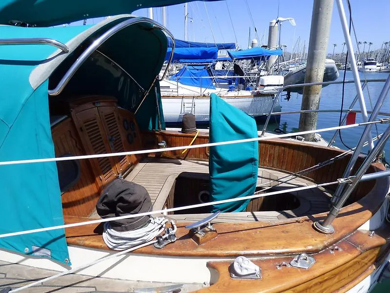 1982 Ta Shing Yachts Baba 30