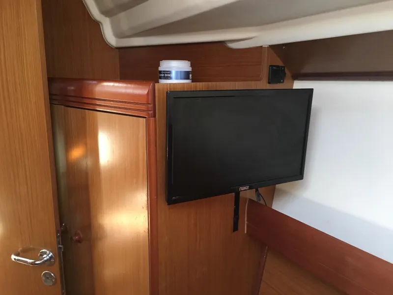 2007 Jeanneau 42 DS