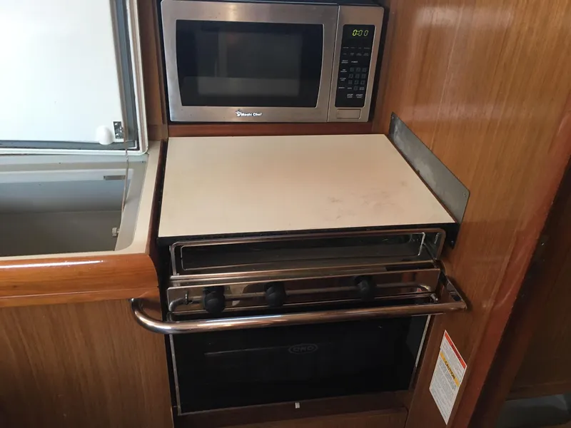 2007 Jeanneau 42 DS