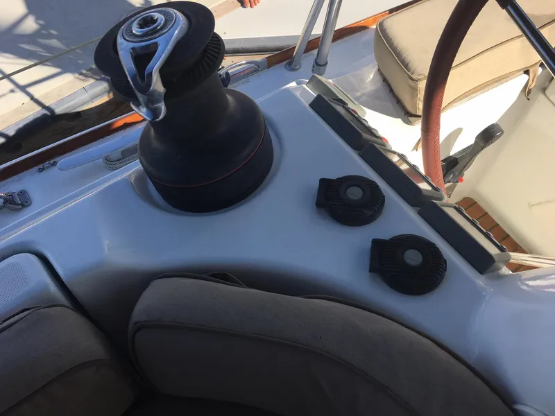 2007 Jeanneau 42 DS