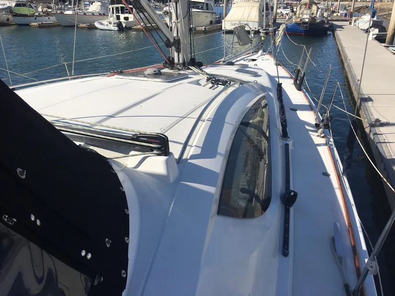 2007 Jeanneau 42 DS