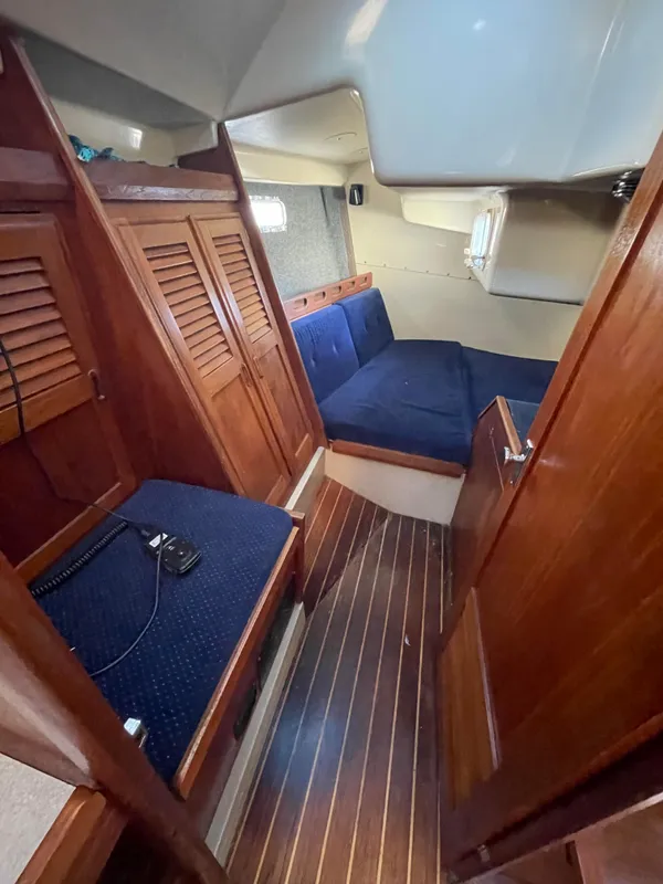 1986 O'Day 40