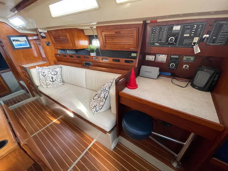 1986 O'Day 40