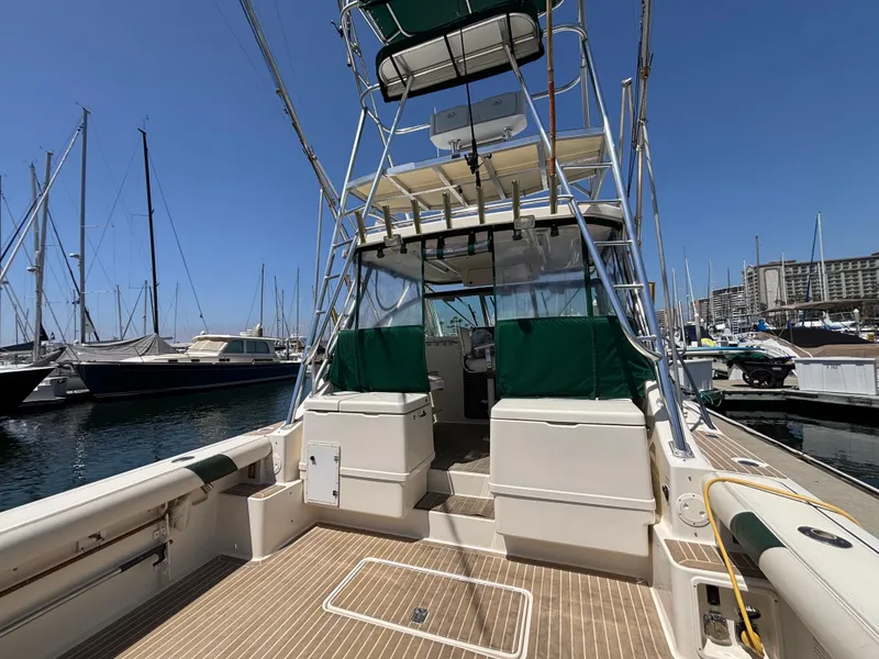1998 Pursuit 3400 Express