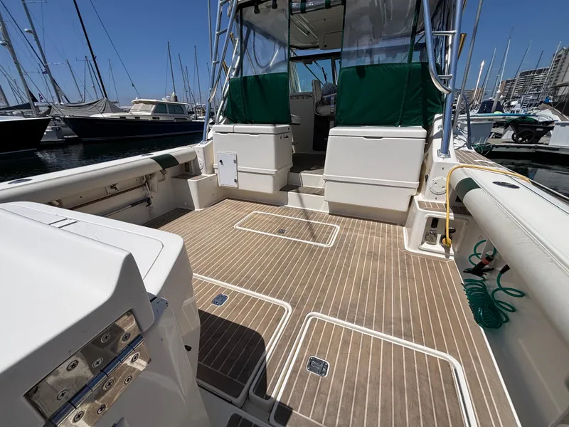 1998 Pursuit 3400 Express