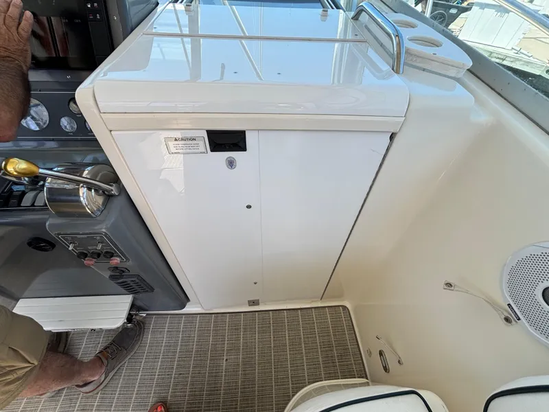 1998 Pursuit 3400 Express