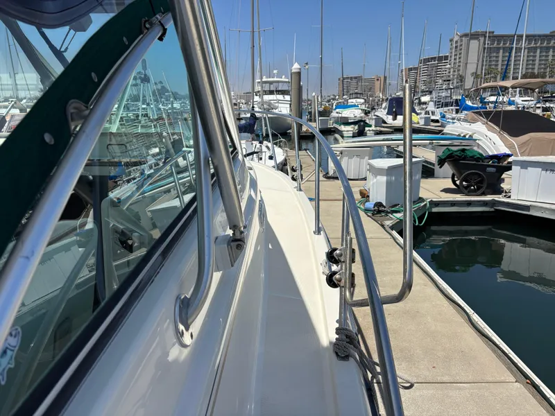 1998 Pursuit 3400 Express