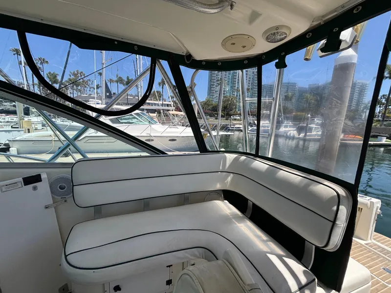 1998 Pursuit 3400 Express