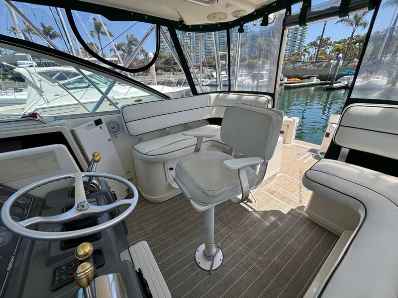 1998 Pursuit 3400 Express