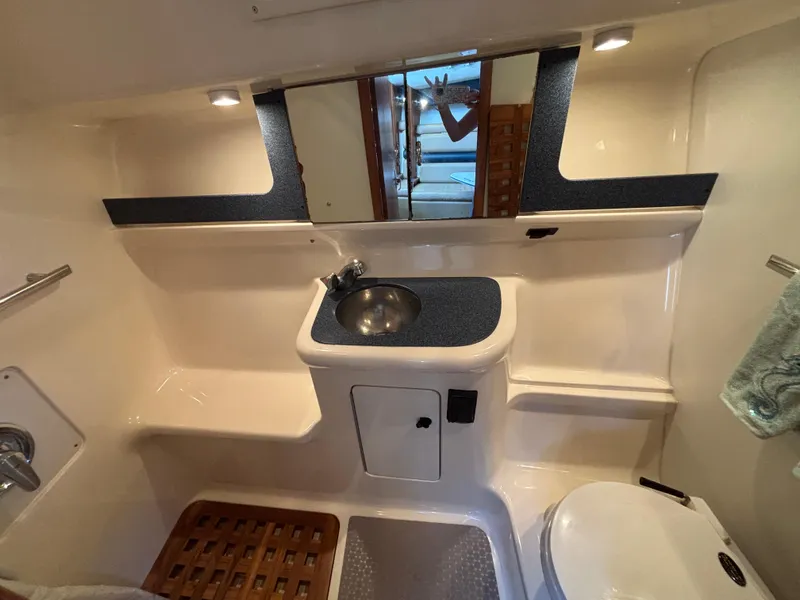 1998 Pursuit 3400 Express