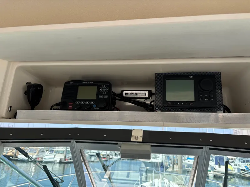 1998 Pursuit 3400 Express