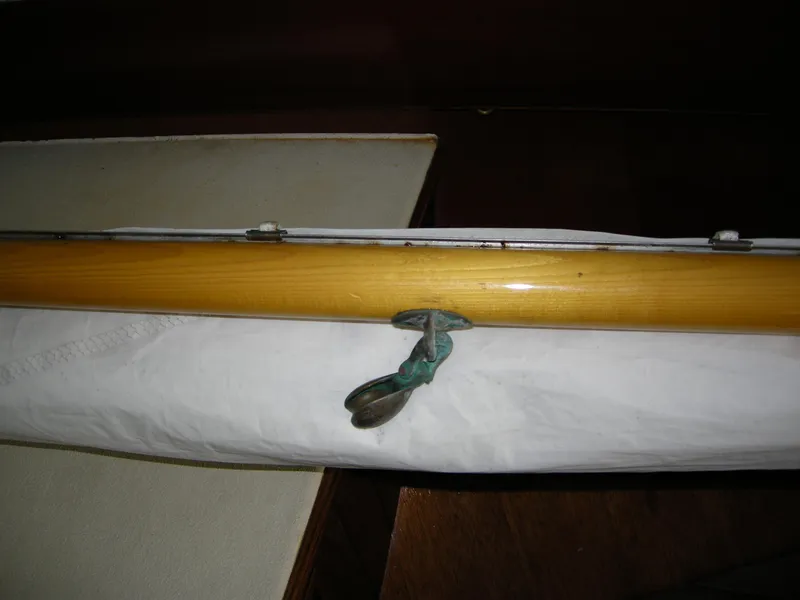 Sails in excellent condition