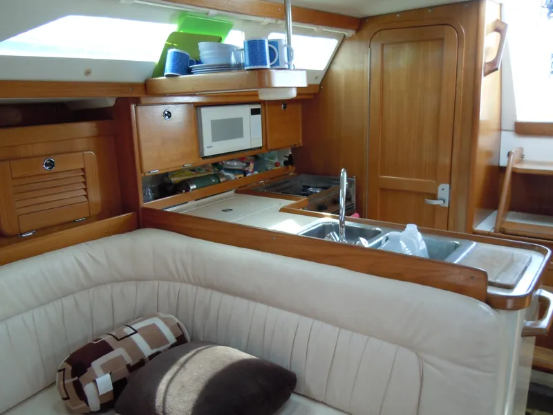 2001 Catalina 34 MkII