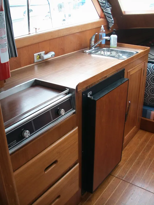1988 Island Gypsy Yachtfisher