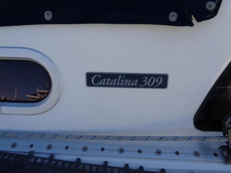 2006 Catalina Sloop