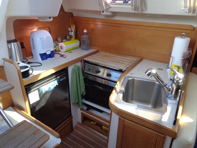 2006 Catalina Sloop