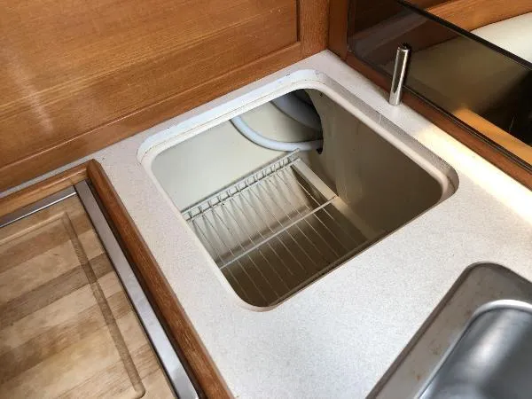 2006 Catalina Sloop