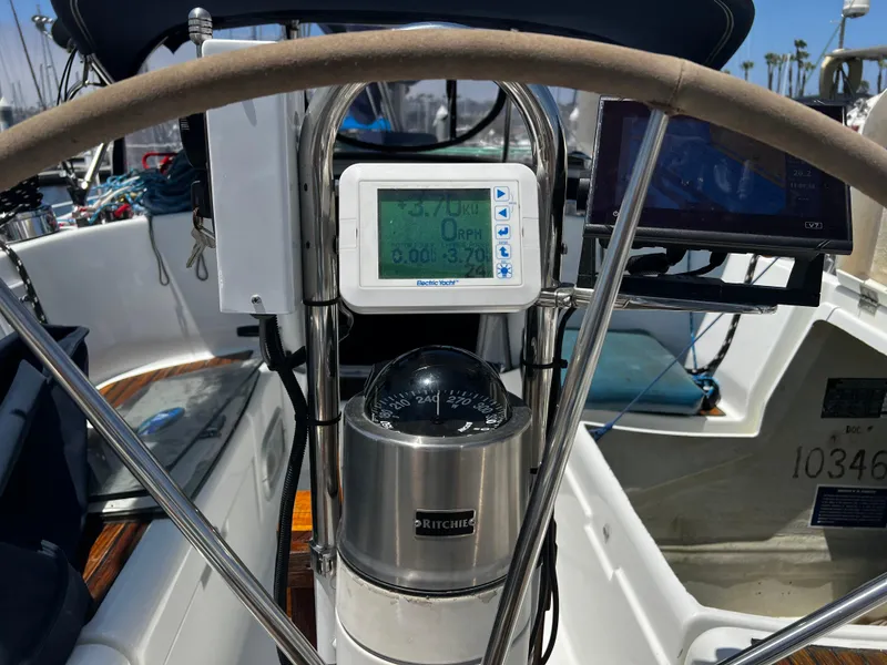 1995 Beneteau First 42s7