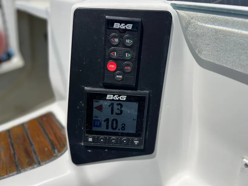1995 Beneteau First 42s7