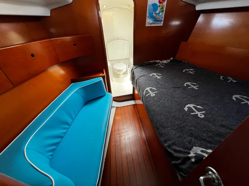 1995 Beneteau First 42s7