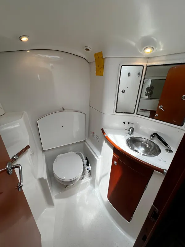 1995 Beneteau First 42s7