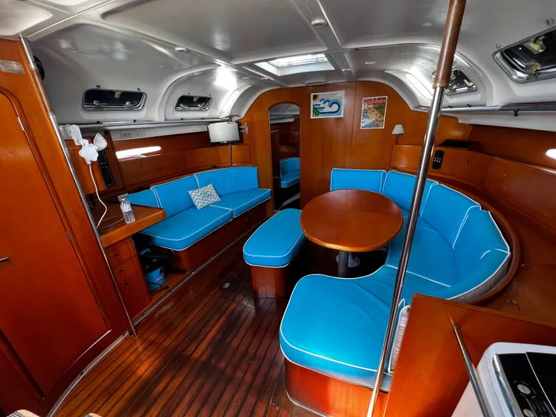 1995 Beneteau First 42s7