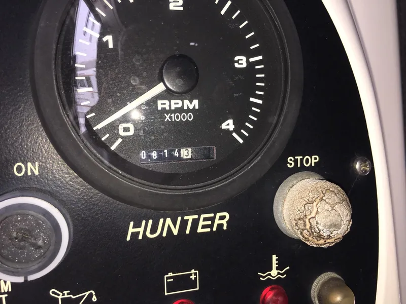 1999 Hunter 450