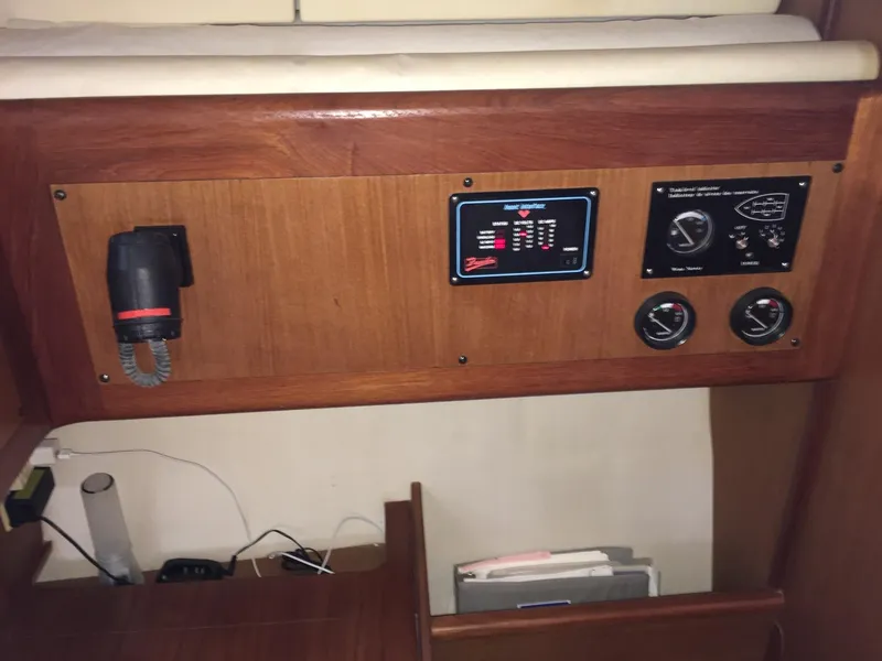 1999 Hunter 450