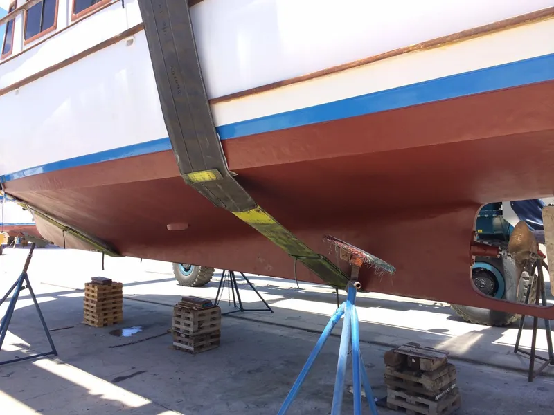 1977 CHB 34 Aft Cabin Trawler