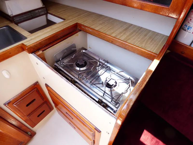 1984 Catalina 27