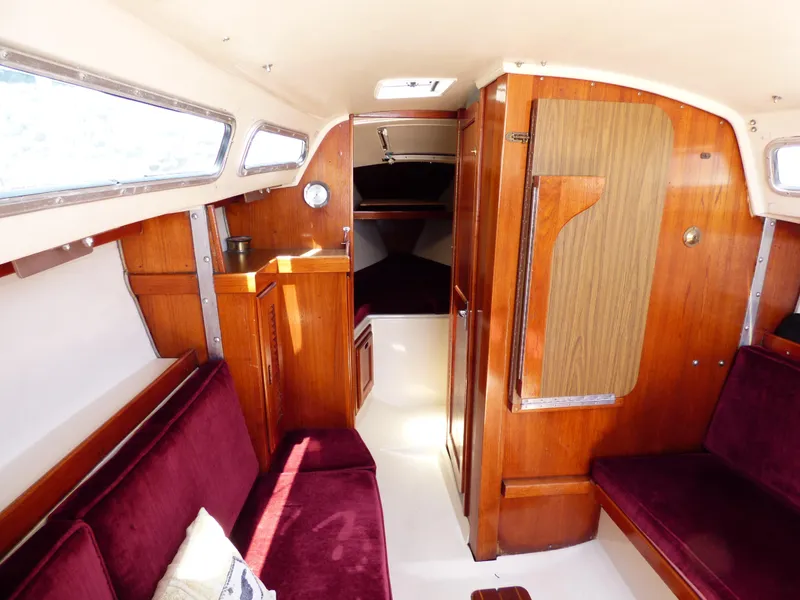 1984 Catalina 27