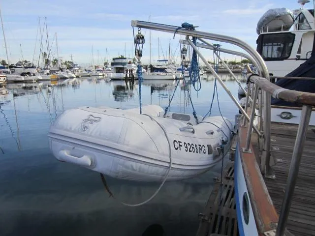 Tender & Davit