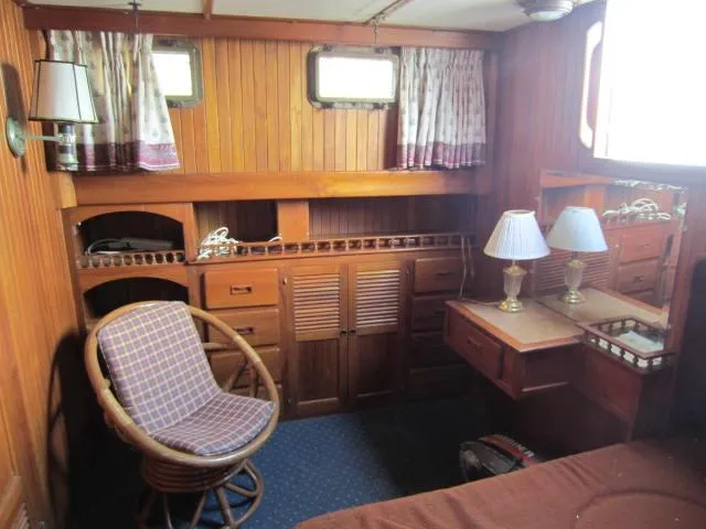 Aft Cabin
